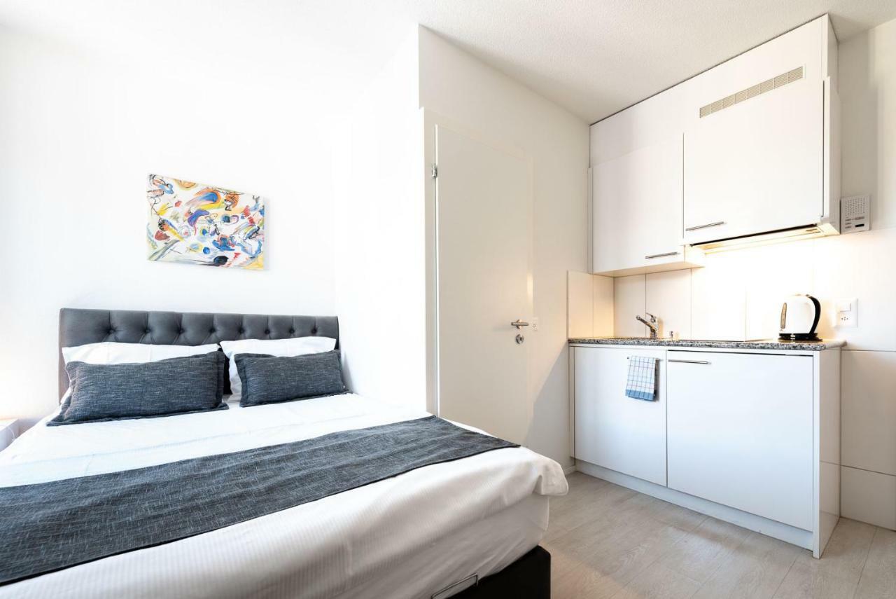 Iq130 Guesthouse Zürich Buitenkant foto