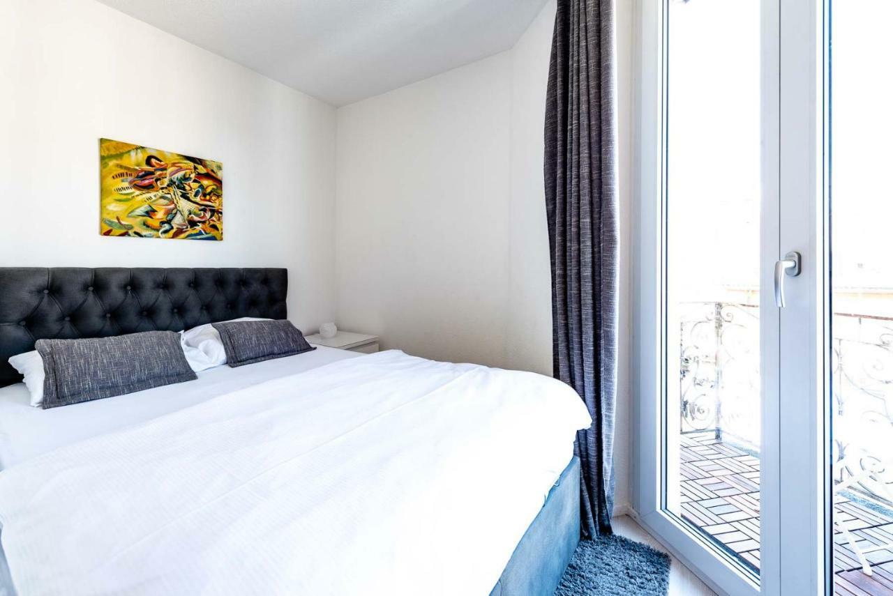 Iq130 Guesthouse Zürich Buitenkant foto
