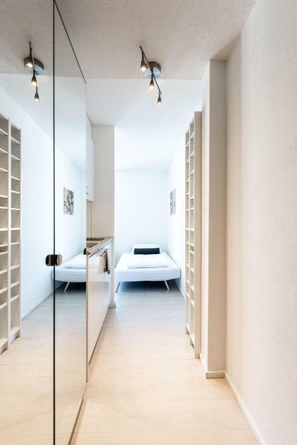 Iq130 Guesthouse Zürich Buitenkant foto